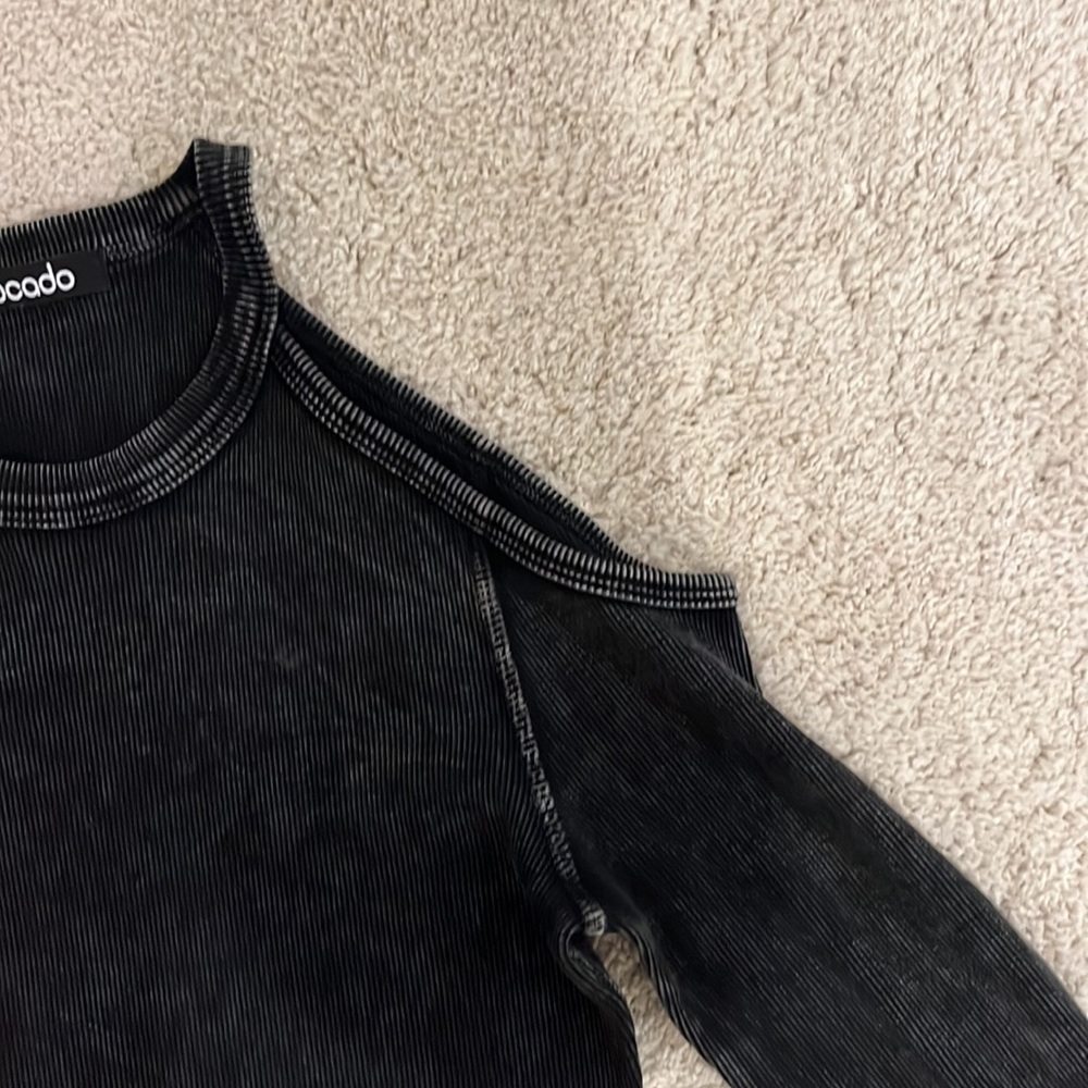 Avocado Stretchy ribbed t/shirt. - Picture 3 of 3